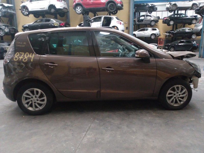 renault scenic iii del año 2013