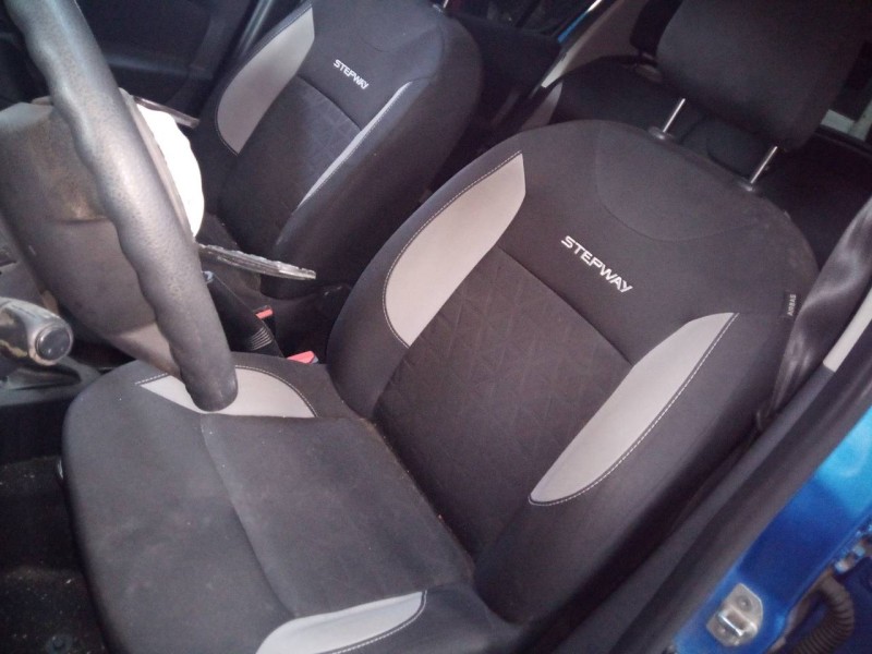 dacia sandero del año 2012