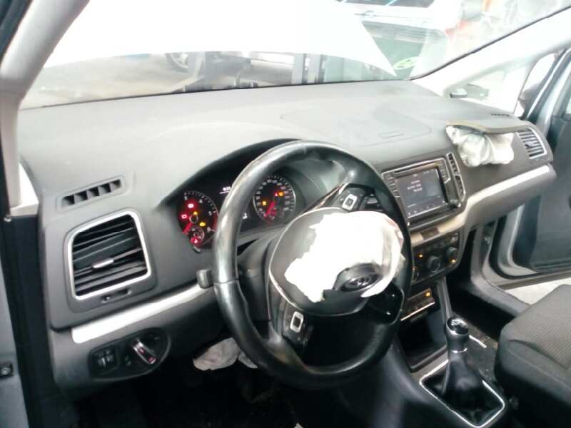 volkswagen sharan (7n2) del año 2015
