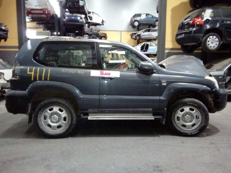 toyota land cruiser (j12) del año 2007