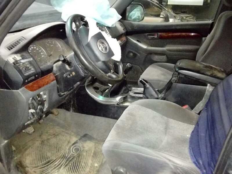 toyota land cruiser (j12) del año 2007
