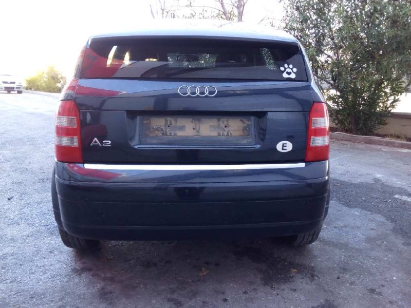 audi a2 (8z) del año 2001