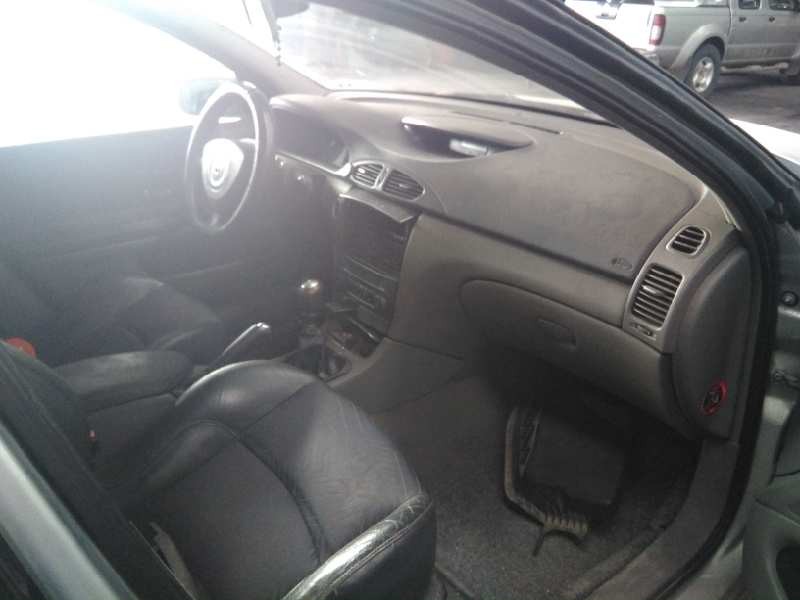 renault laguna ii (bg0) del año 2002