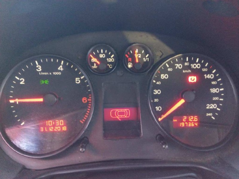 audi a2 (8z) del año 2001