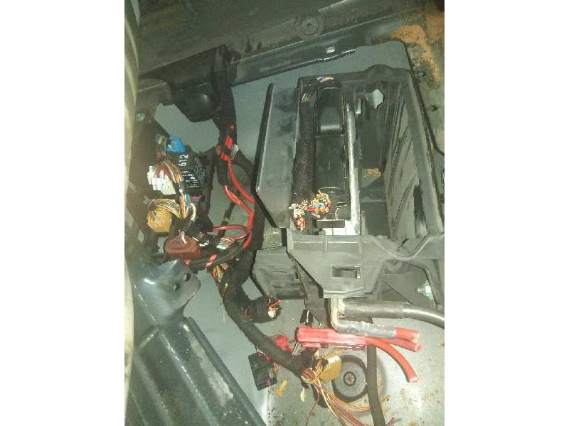 audi a2 (8z) del año 2001