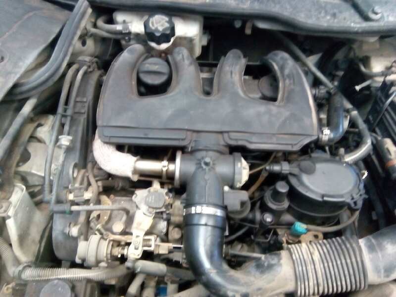 peugeot 206 4-trg. del año 2001