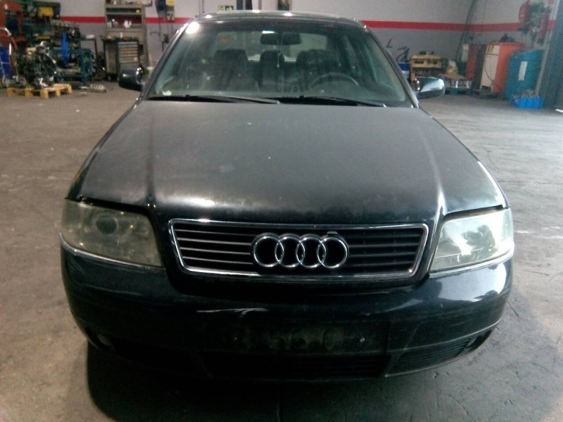 audi a6 berlina (4b2) del año 2000