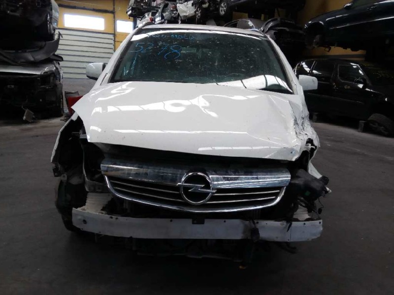 opel zafira b del año 2012