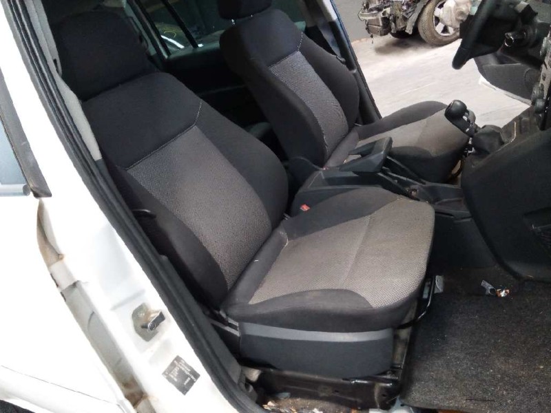 opel zafira b del año 2012