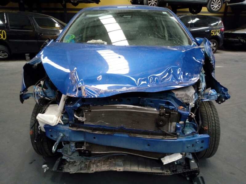 toyota yaris del año 2017