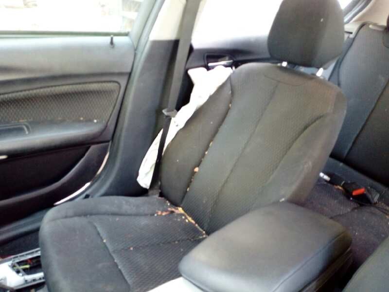 bmw serie 1 lim. (f20) del año 2013