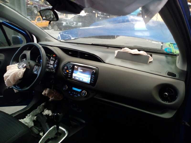 toyota yaris del año 2017