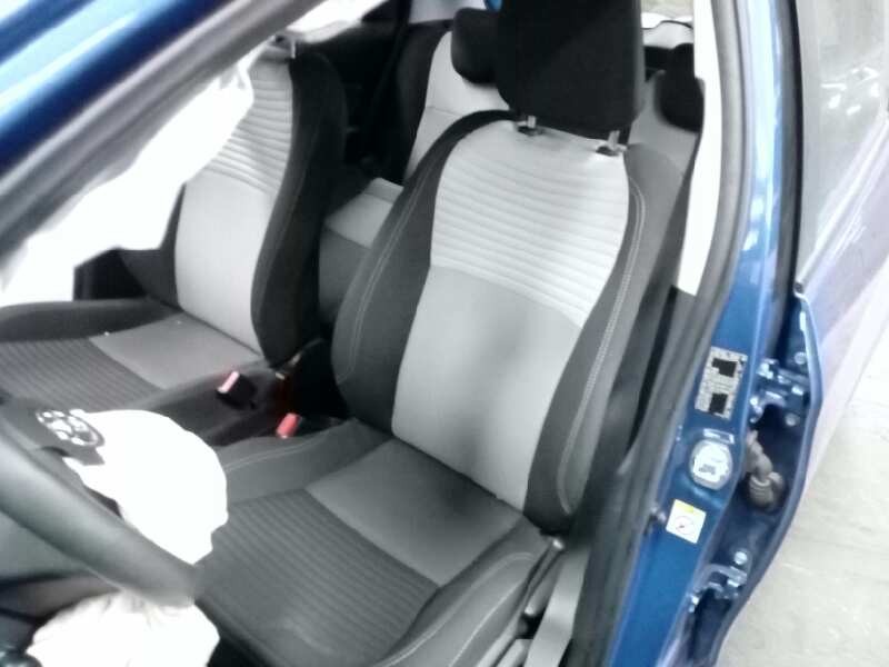 toyota yaris del año 2017