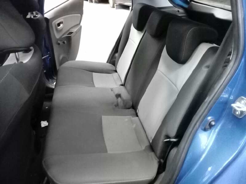 toyota yaris del año 2017