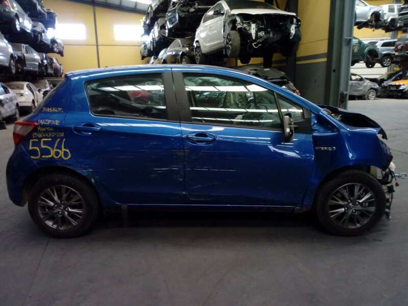 toyota yaris del año 2017