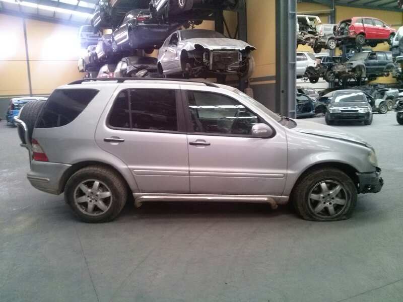 mercedes-benz clase m (w163) del año 2004
