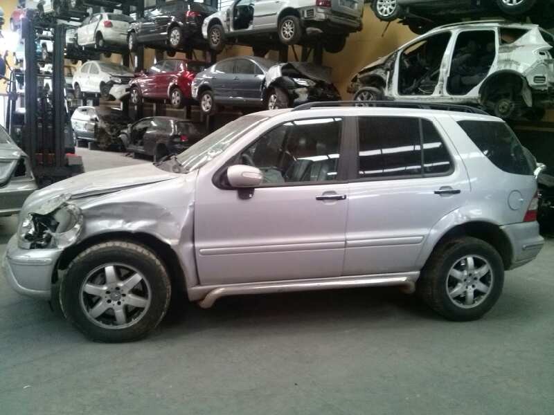 mercedes-benz clase m (w163) del año 2004