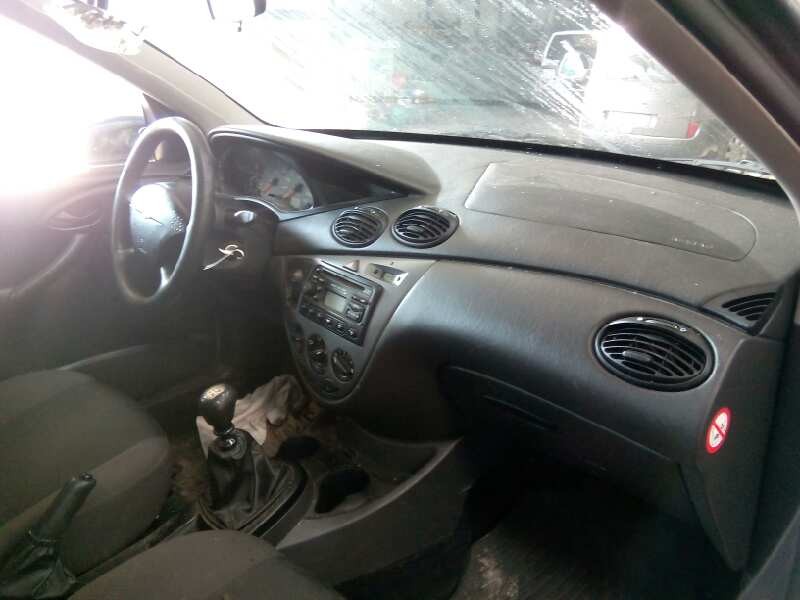 ford focus turnier (cak) del año 2002