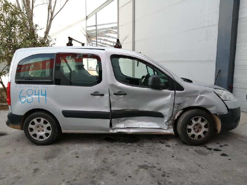 peugeot partner kombi del año 2010
