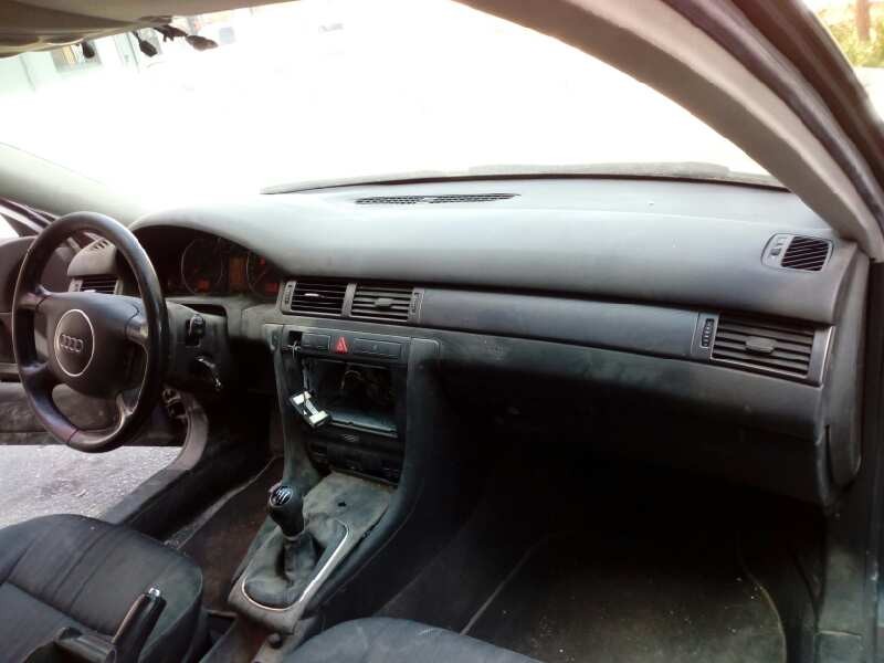 audi a6 berlina (4b2) del año 2003