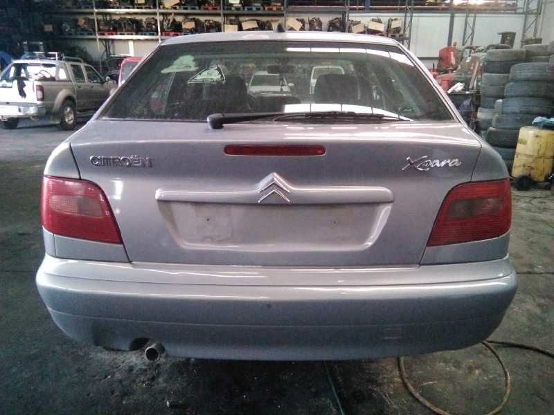 citroën xsara berlina del año 2002