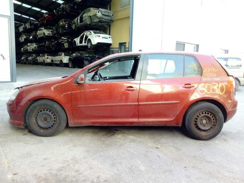 volkswagen golf v berlina (1k1) del año 2005