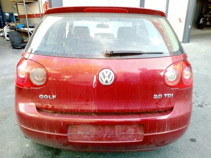 volkswagen golf v berlina (1k1) del año 2005
