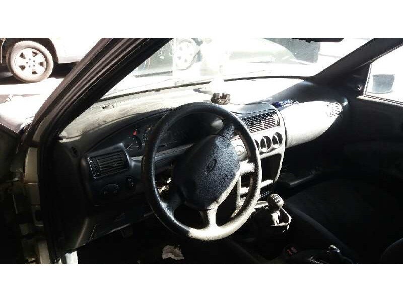 ford escort berl./turnier del año 1998