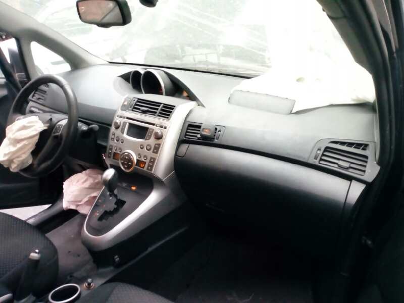 toyota corolla (e15) del año 2010