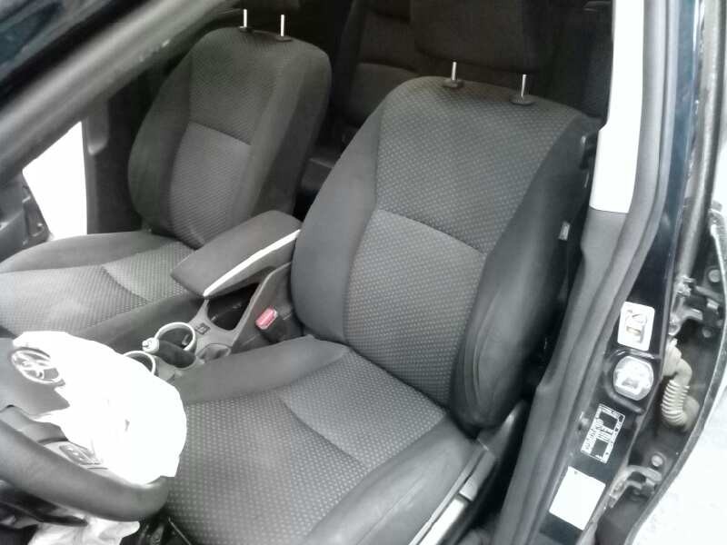 toyota corolla (e15) del año 2010