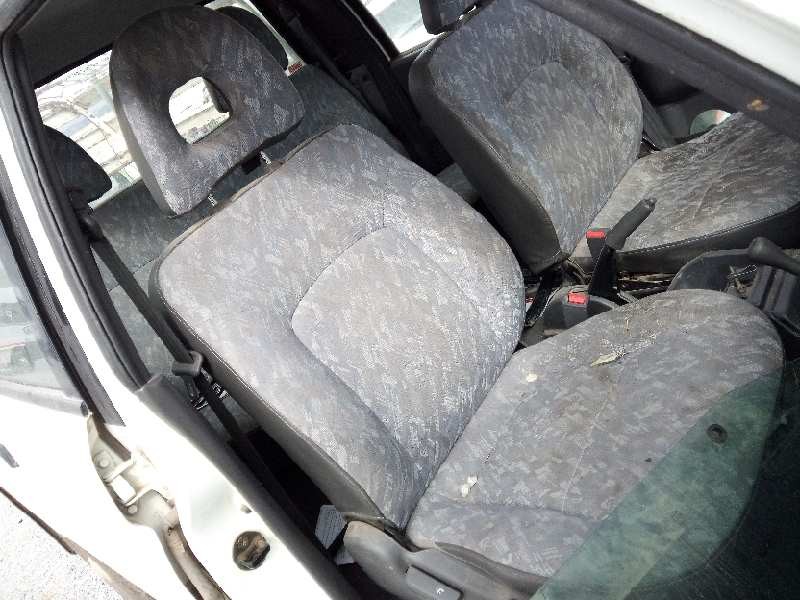 mitsubishi l 200 (k6/7) del año 2001