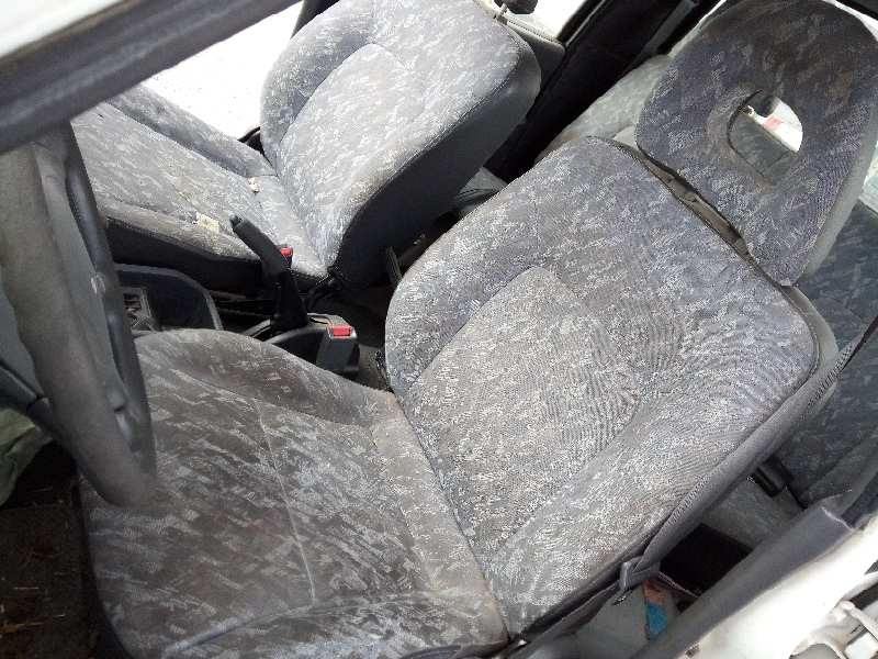 mitsubishi l 200 (k6/7) del año 2001