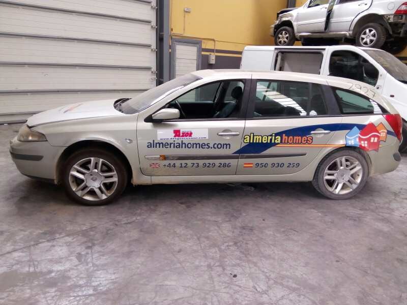 renault laguna ii grandtour (kg0) del año 2004