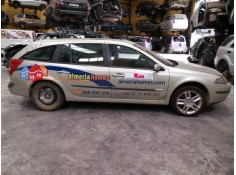 renault laguna ii grandtour (kg0) del año 2004 2