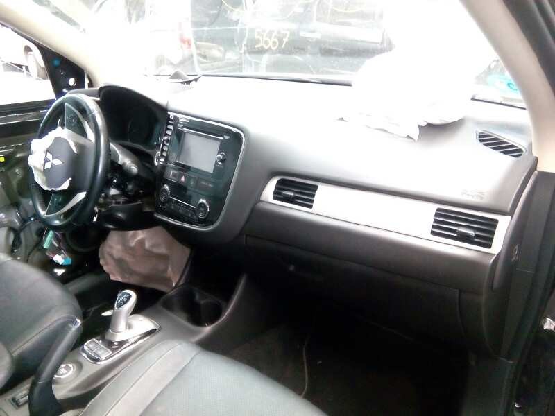 mitsubishi outlander (gf0) del año 2017