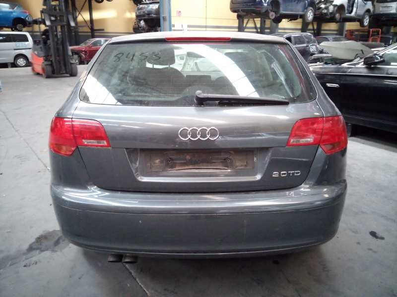 audi a3 sportback (8p) del año 2004