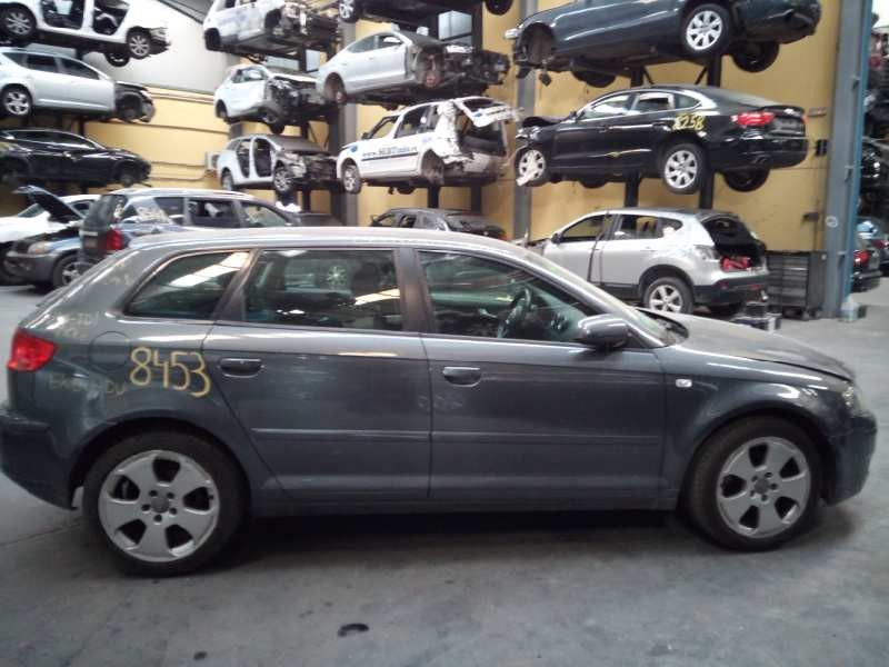 audi a3 sportback (8p) del año 2004