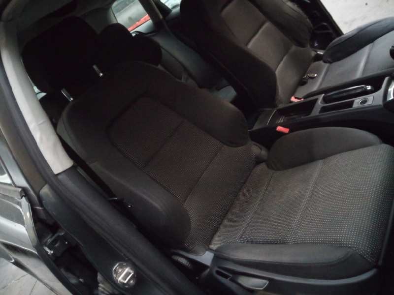 audi a3 sportback (8p) del año 2004