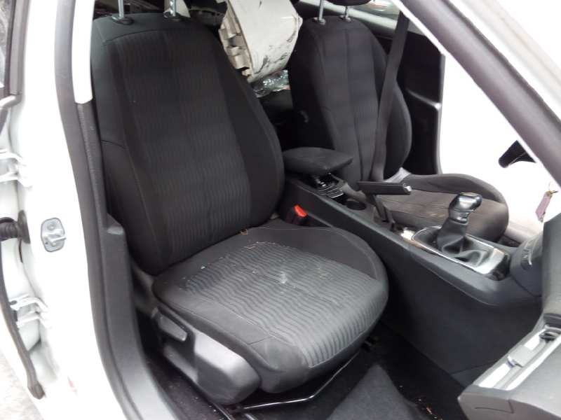 peugeot 308 del año 2014
