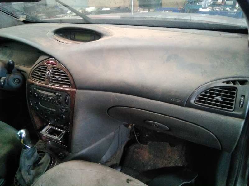 citroën c5 berlina del año 2001