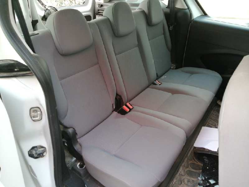 peugeot partner kasten del año 2015