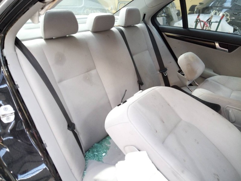mercedes-benz clase c (w204) berlina del año 2012