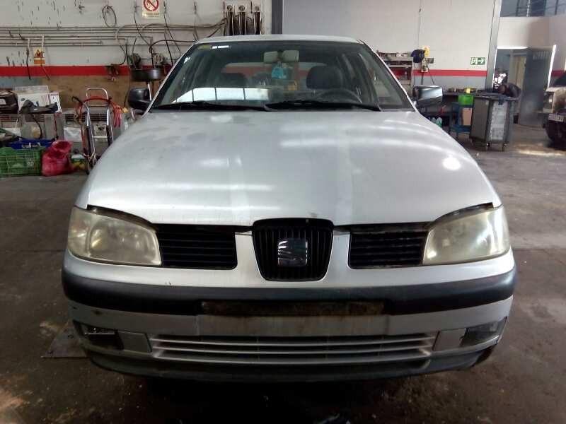 seat ibiza (6k1) del año 1950