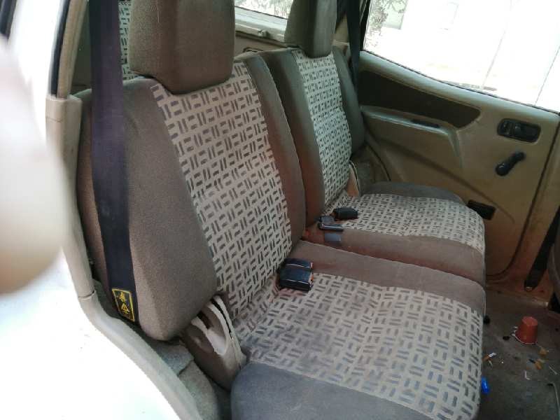 nissan terrano/terrano.ii (r20) del año 2002