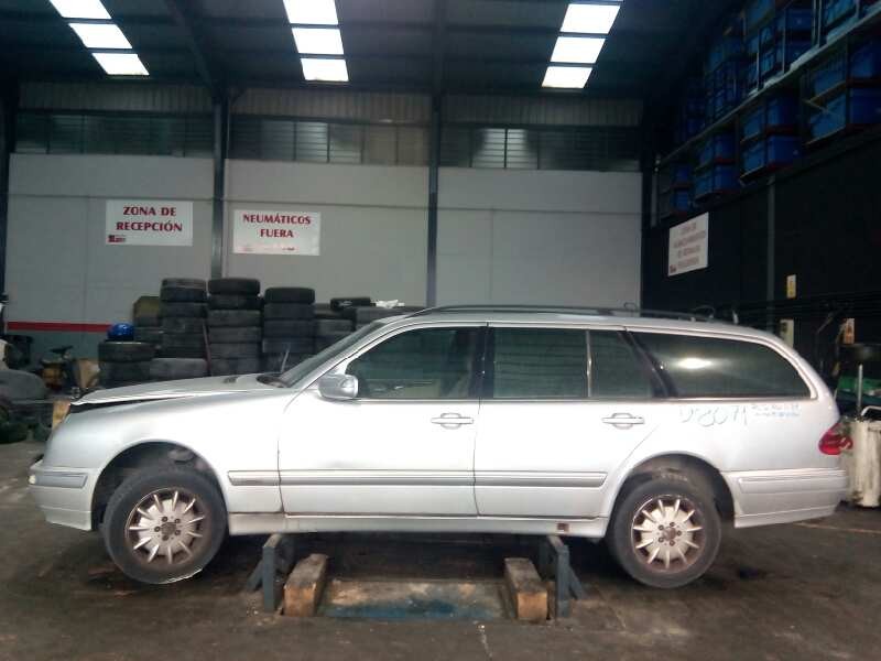 mercedes-benz clase e (w210) berlina diesel del año 1999