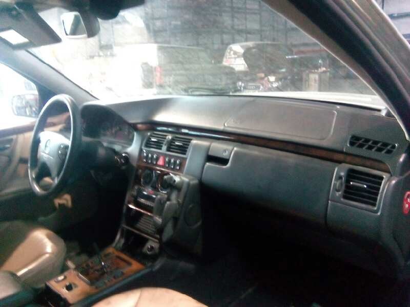 mercedes-benz clase e (w210) berlina diesel del año 1999