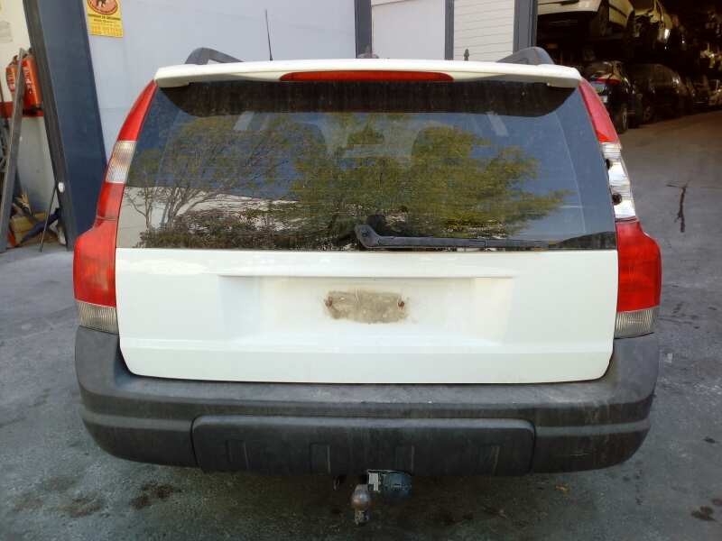 volvo xc70 del año 2004