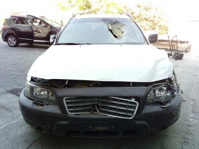 volvo xc70 del año 2004