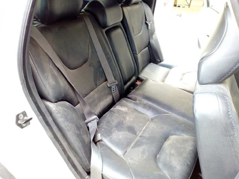 volvo xc70 del año 2004