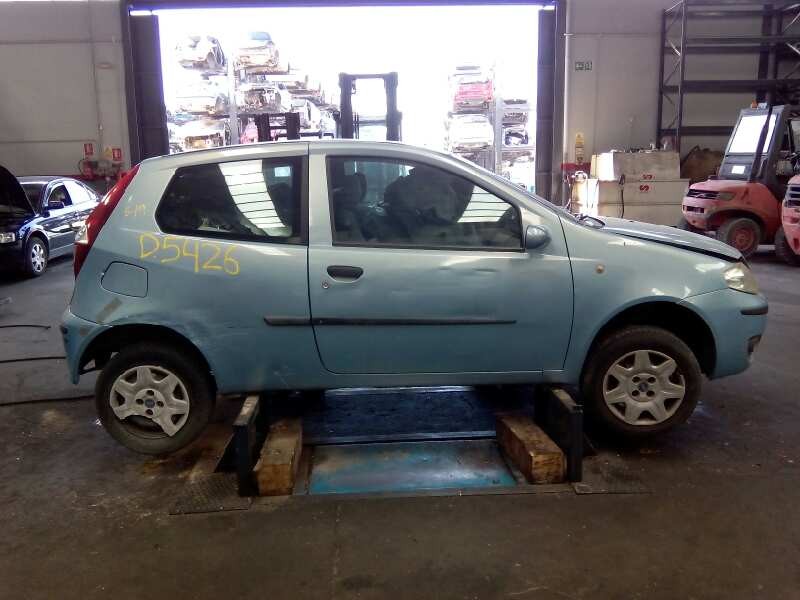 fiat punto berlina (188) del año 2005